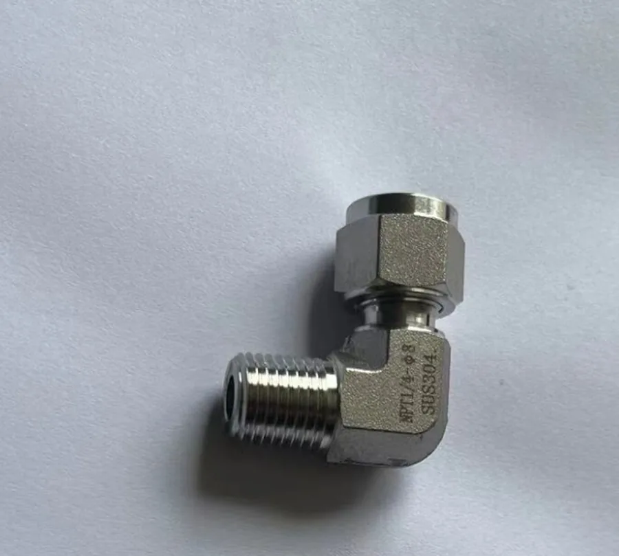 Threaded elbow fitting reference image